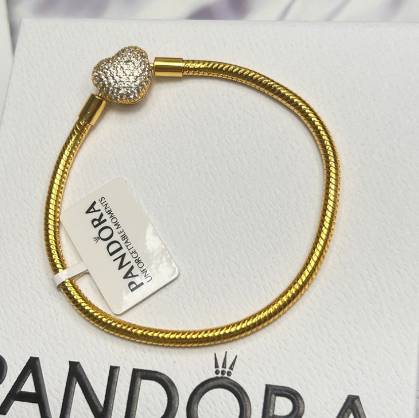 Gold Tone Heart Charm Bracelet