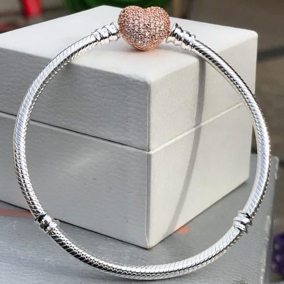 Heart Pavé Bracelet