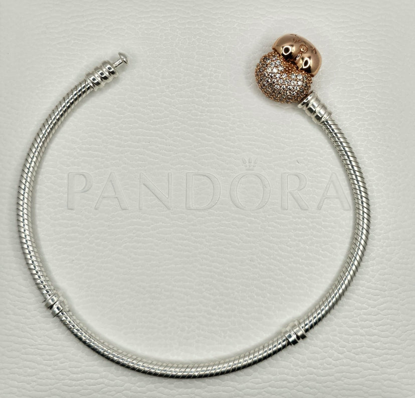 Heart Pavé Bracelet