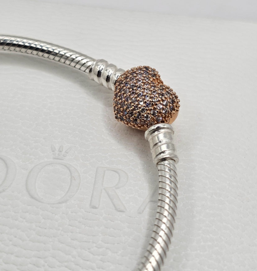 Heart Pavé Bracelet